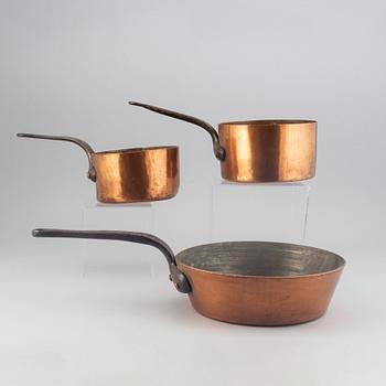 Four pans, copper, around 1900's.