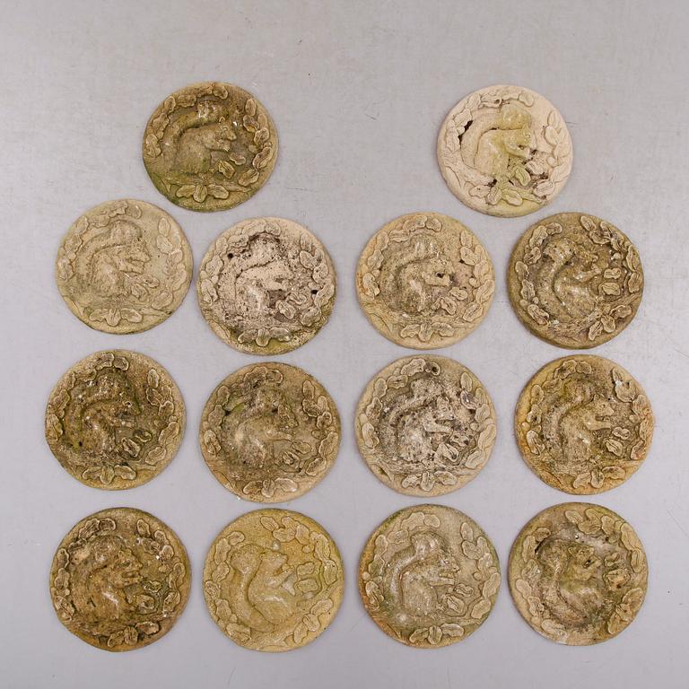 TRÄDGÅRDSDEKORATIONER, 14 st, stenmassa, 1900-/2000-tal.