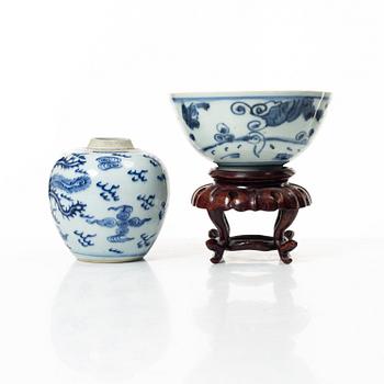 A group lot of Chinese porcelain, 17/20th century.