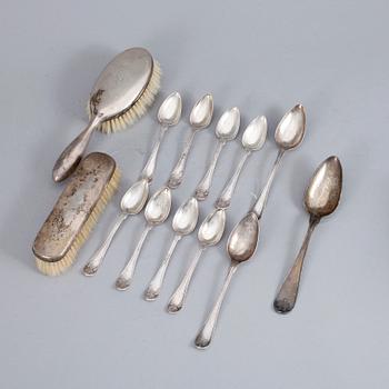 PARTI SILVER, 19 delar, Gustaf Folcker, Stockholm, 1800-/1900-tal. total  silvervikt  ca 477 gram.