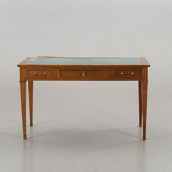 SKRIVBORD med stol England 1900-tal.