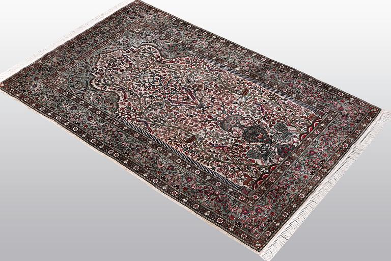 Matto, Qum Silk, ca 124 x 77 cm.