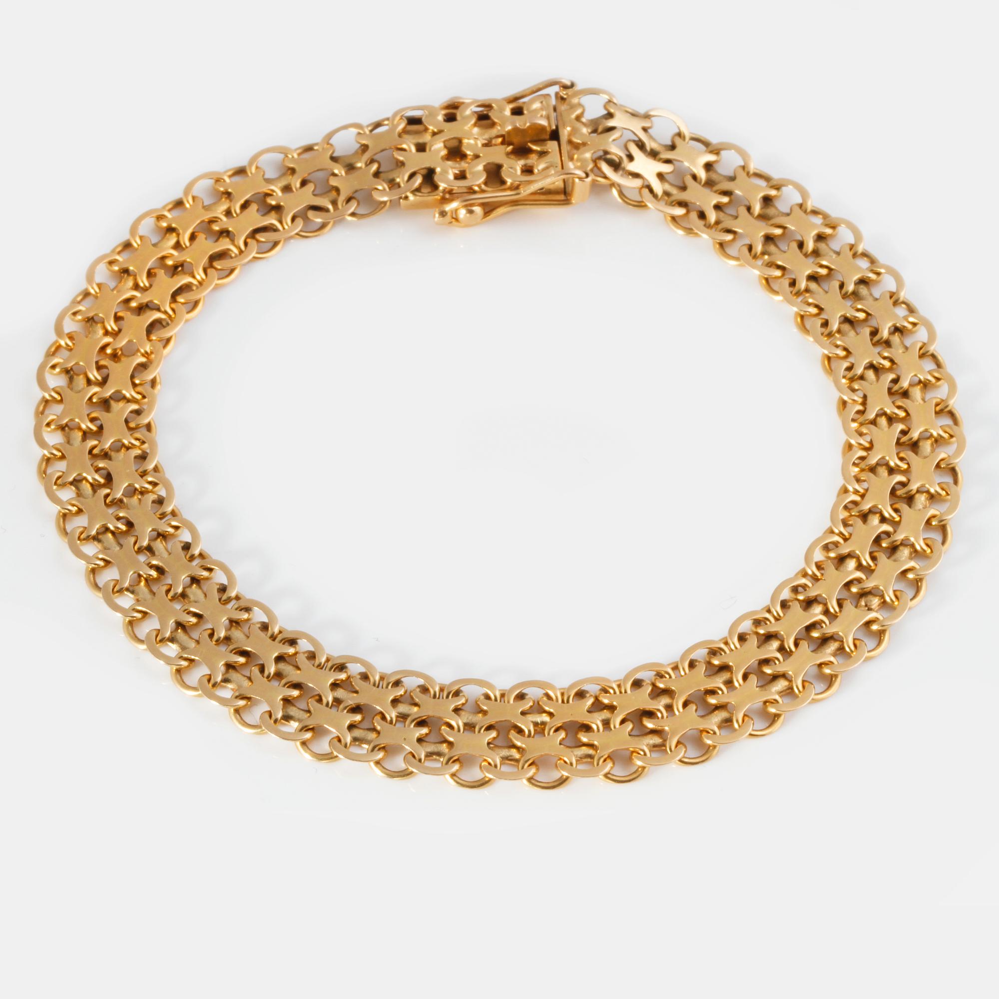 ARMBAND.