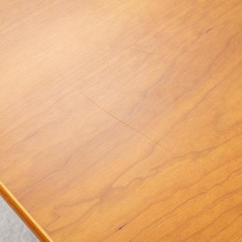 Josef Frank, A model B947 dining table, Svenskt Tenn, post 1985.