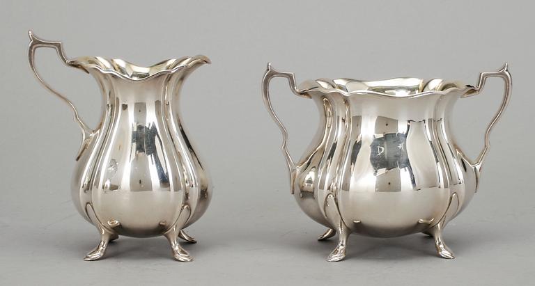 KAFFESERVIS, 3 delar. Silver. Guldsmedsaktiebolaget GAB, Stockholm 1925. Total vikt ca 1065 gram.