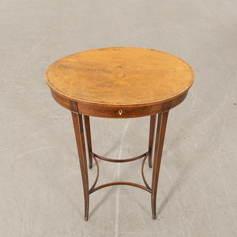 Sybord Sengustavianskt 1800-talets första hälft.