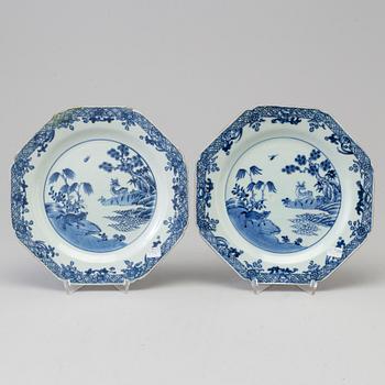 A pair of blue and white export porcelain dishes, Qing dynasty, Qianlong (1736-95).