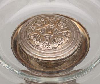 UPPSATSSKÅL, nysilver och glas, nyrenässans, sent 1800-tal.