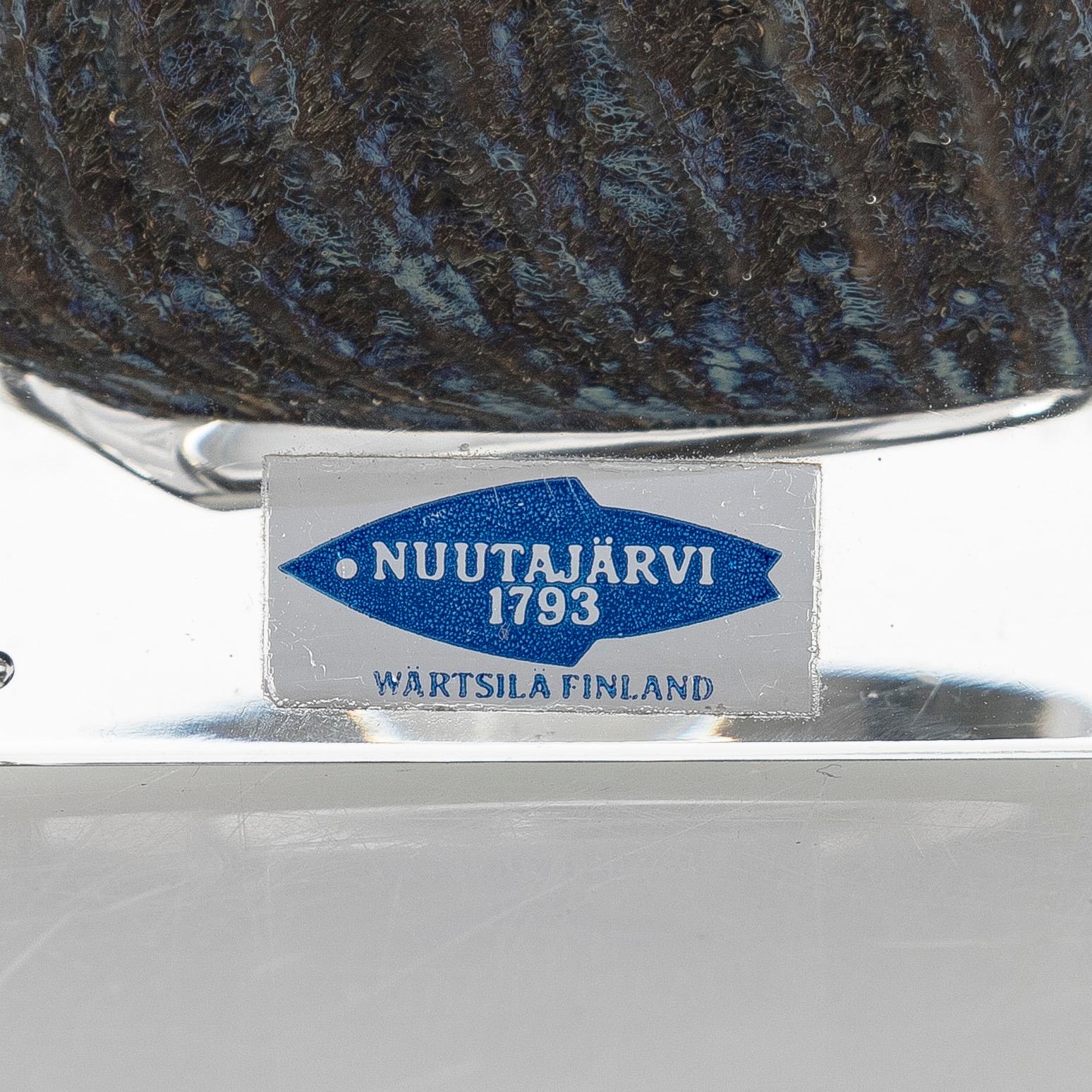 Oiva Toikka, annual glass cube 1980, signed Oiva Toikka Nuutajärvi 1980, 37/1000.