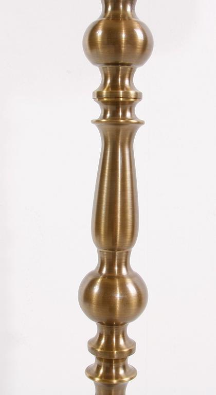 GOLVARMATUR, mässing, sent 1900-tal.