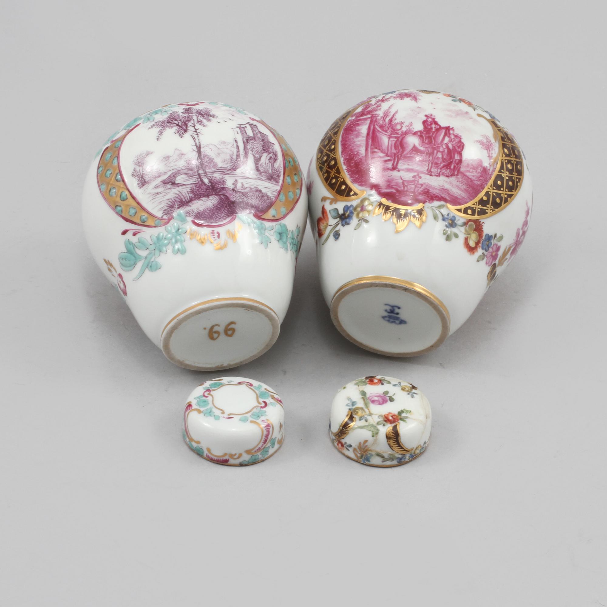 LOCKURNOR, 2 st, samt KOPP, porslin, Europa, 1800-tal.