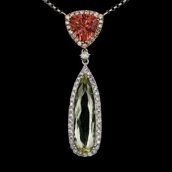 HALSBAND, 18k vitguld med naturligakvamarin ca 3,98 ct, rosa turmalin samt briljant diamanter ca 0,59ct. Vikt ca 4 gram.