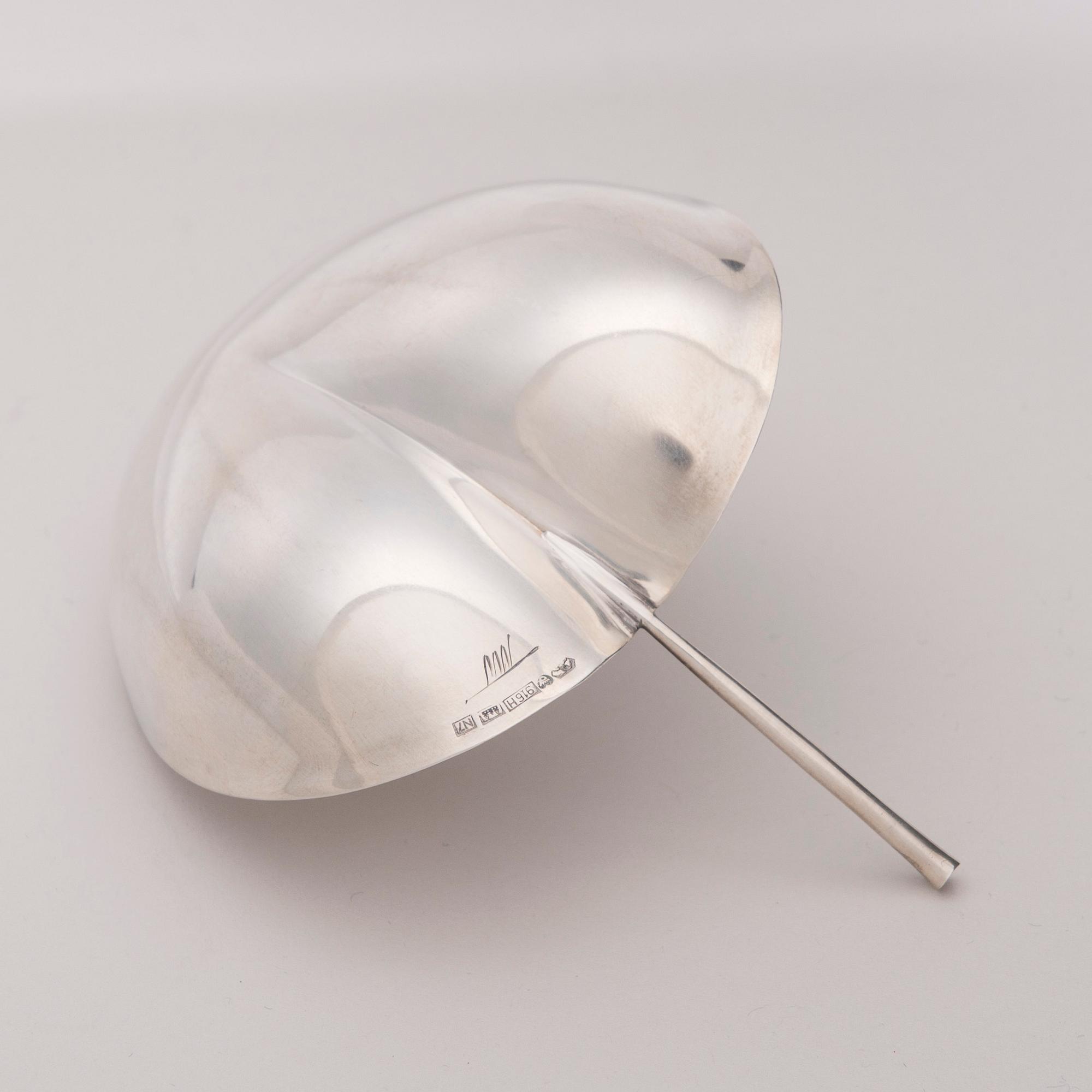 SKÅL, silver, Tapio Wirkkala, Kultakeskus, Tavastehus 1966. Vikt 58 g.