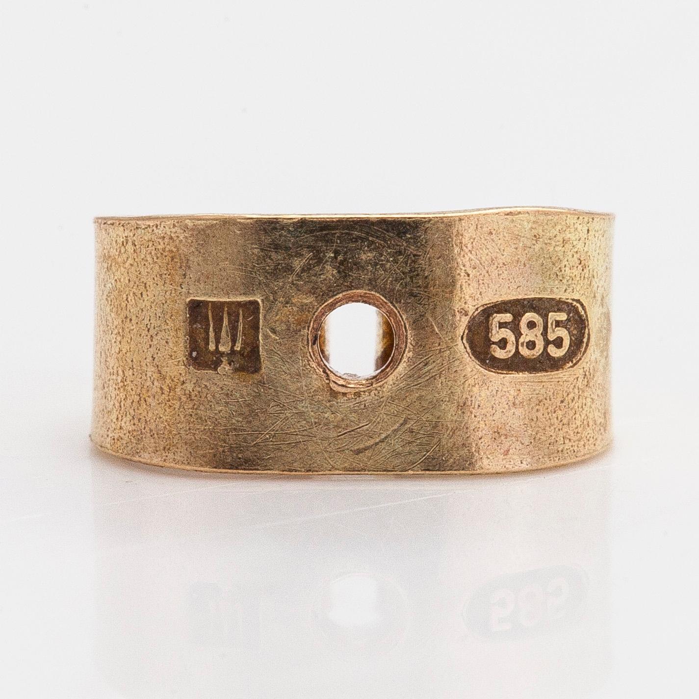 Björn Weckström, korvakorut, "Da Capo", 18K kultaa ja briljanttihiottuja timantteja, yht. noin 0.36 ct. Lapponia 1988.
