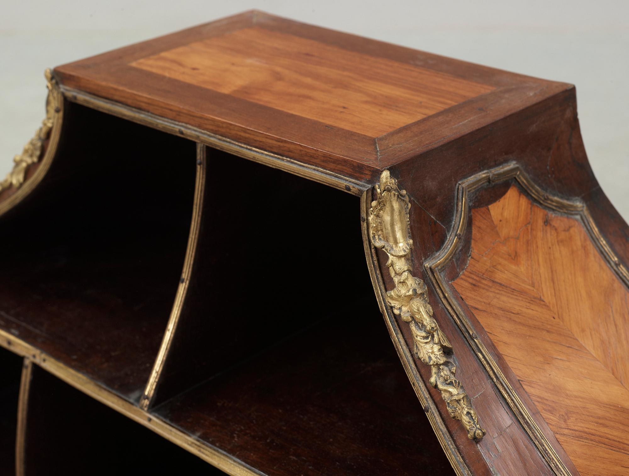 SKRIVBORDSHURTS, Louis XV-stil, 1800-tal.