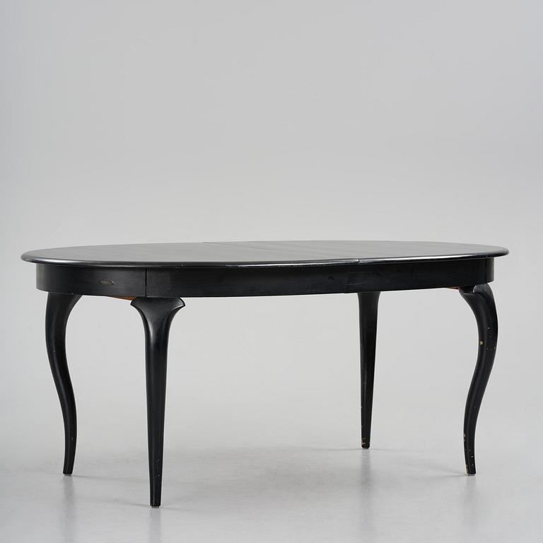 Uno Åhrén, a Swedish Grace dining table, 1920s.