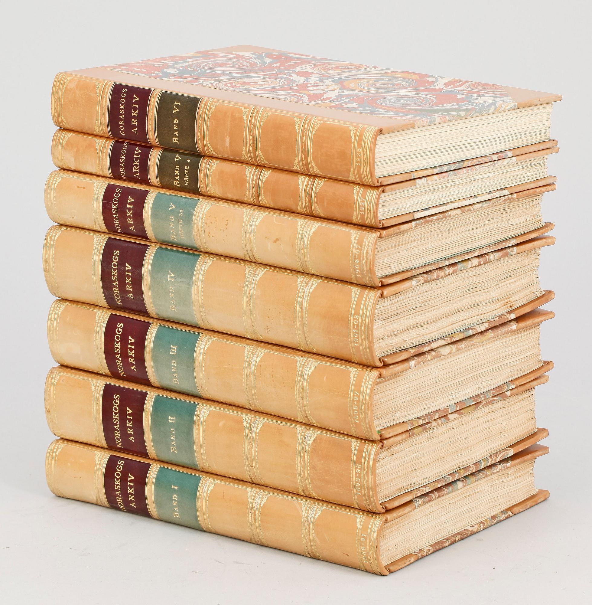 BOKVERK, 6 vol i 7, "Noraskogs arkiv, bergshistoriska samlingar och anteckningar" Johan Johansson, 1889-1928.