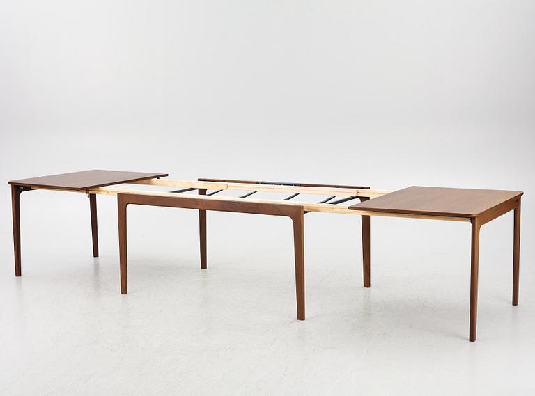 Dining table, Skovby Denmark, contemporary.