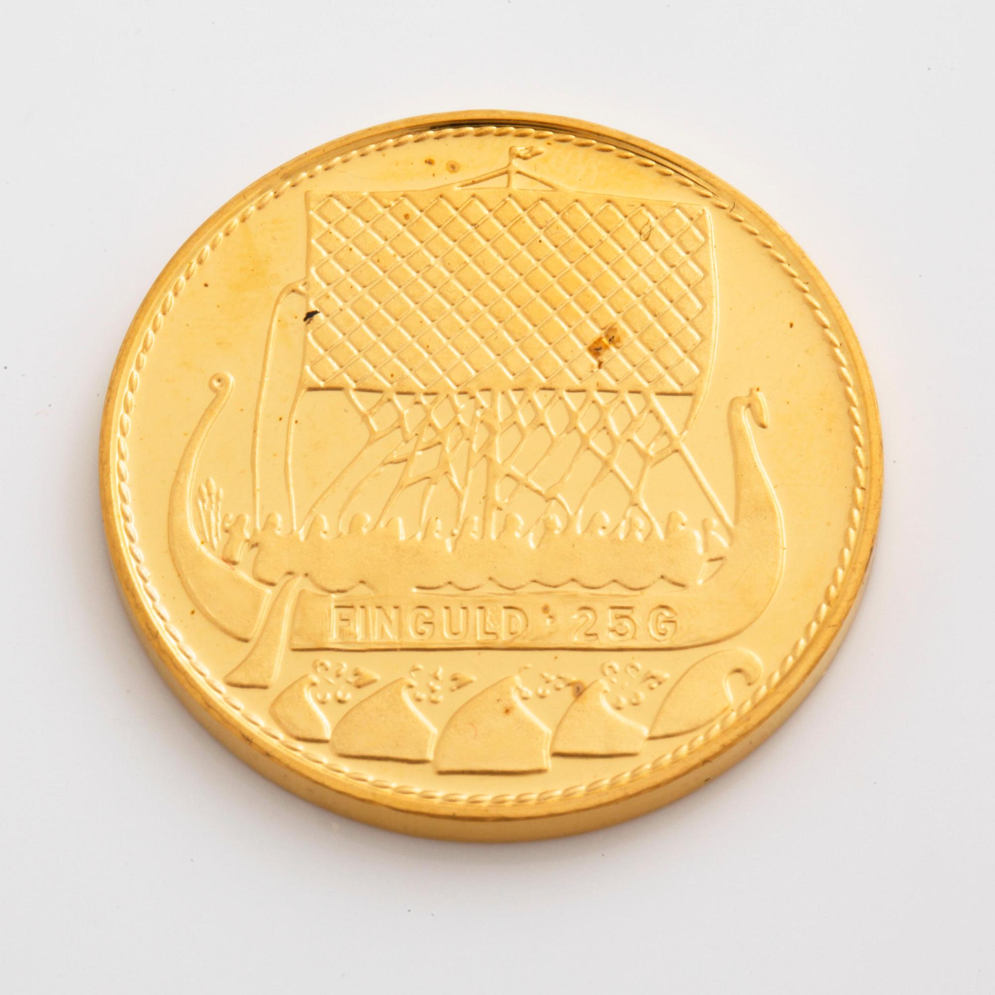 A gold coin from Sporrong, 1981, weight 25 g.