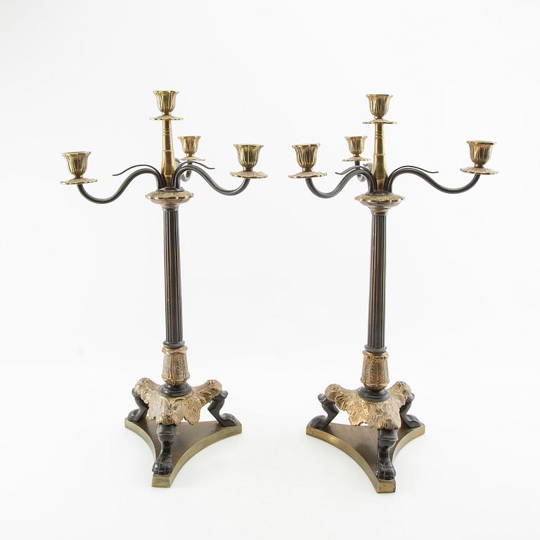Kandelabrar ett par Empire-stil omkring 1900.