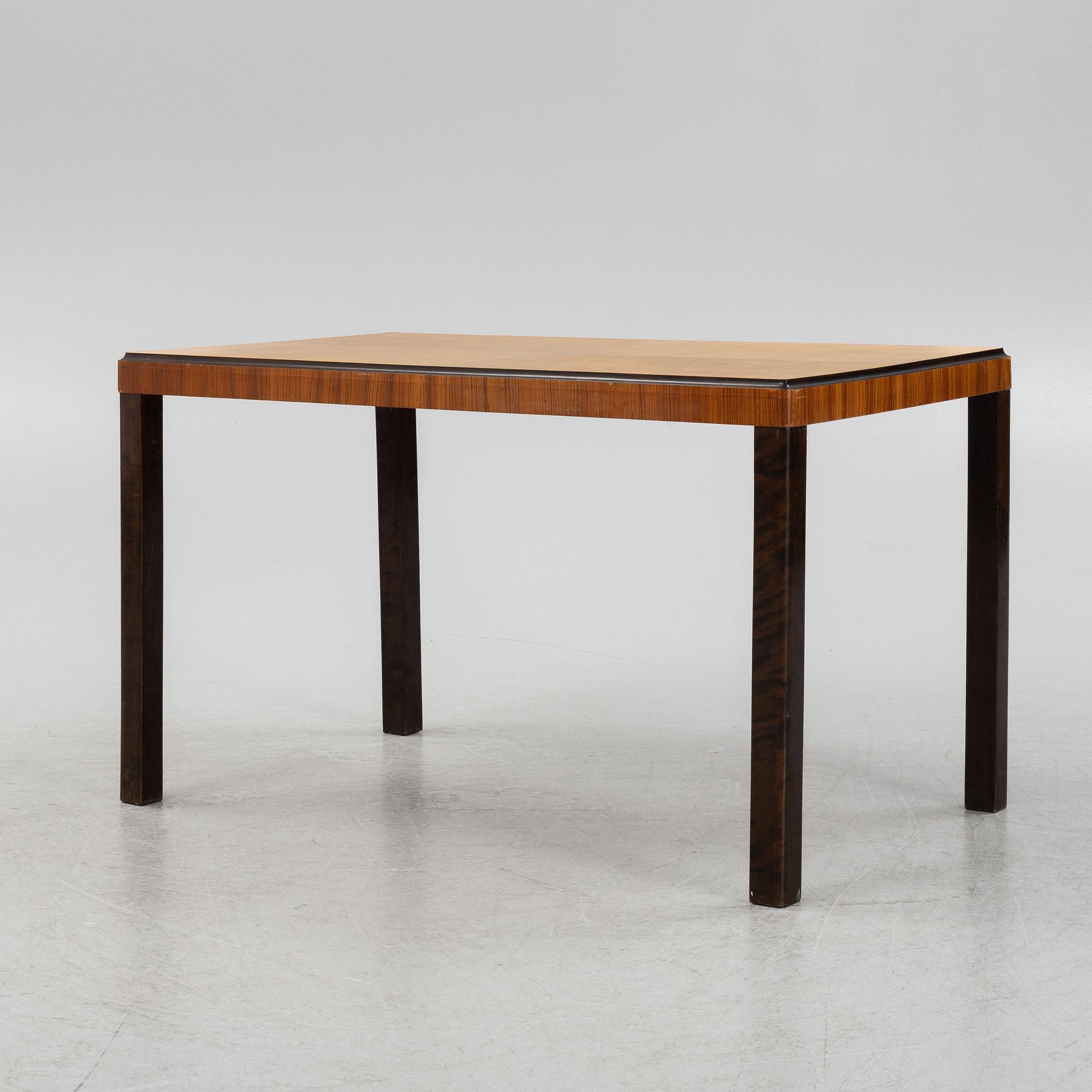 Swedish Modern, a library table, possibly Firma Boet, provenance: Factory owner Neck's residence in Nossebro, 1930s.