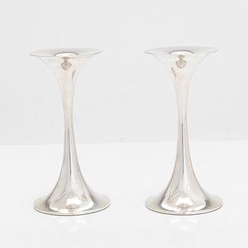 Tapio Wirkkala, ljusstakar, ett par, silver, "Trumpetti", Kultakeskus, Tavastehus 2005.