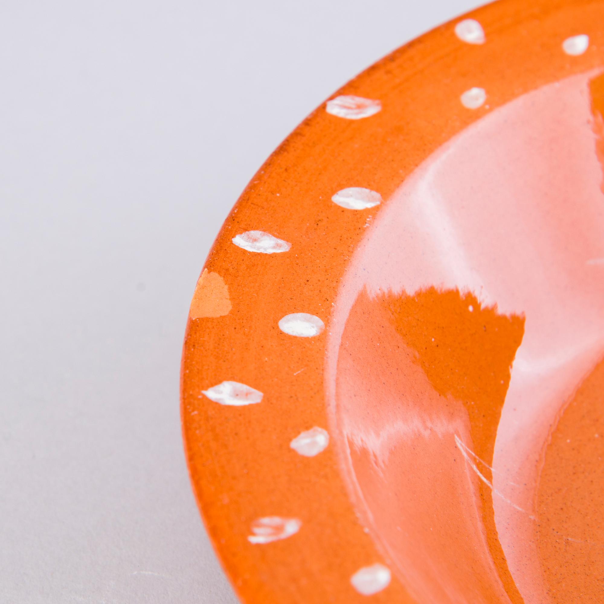 MARITA LYBECK, servisdelar, 28 st, keramik + bok "Marita Lybeck 1906-1990".