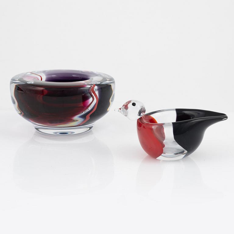 Erik Höglund, two glass bowls, Studioglas, Strömbergshyttan, dated 1990.