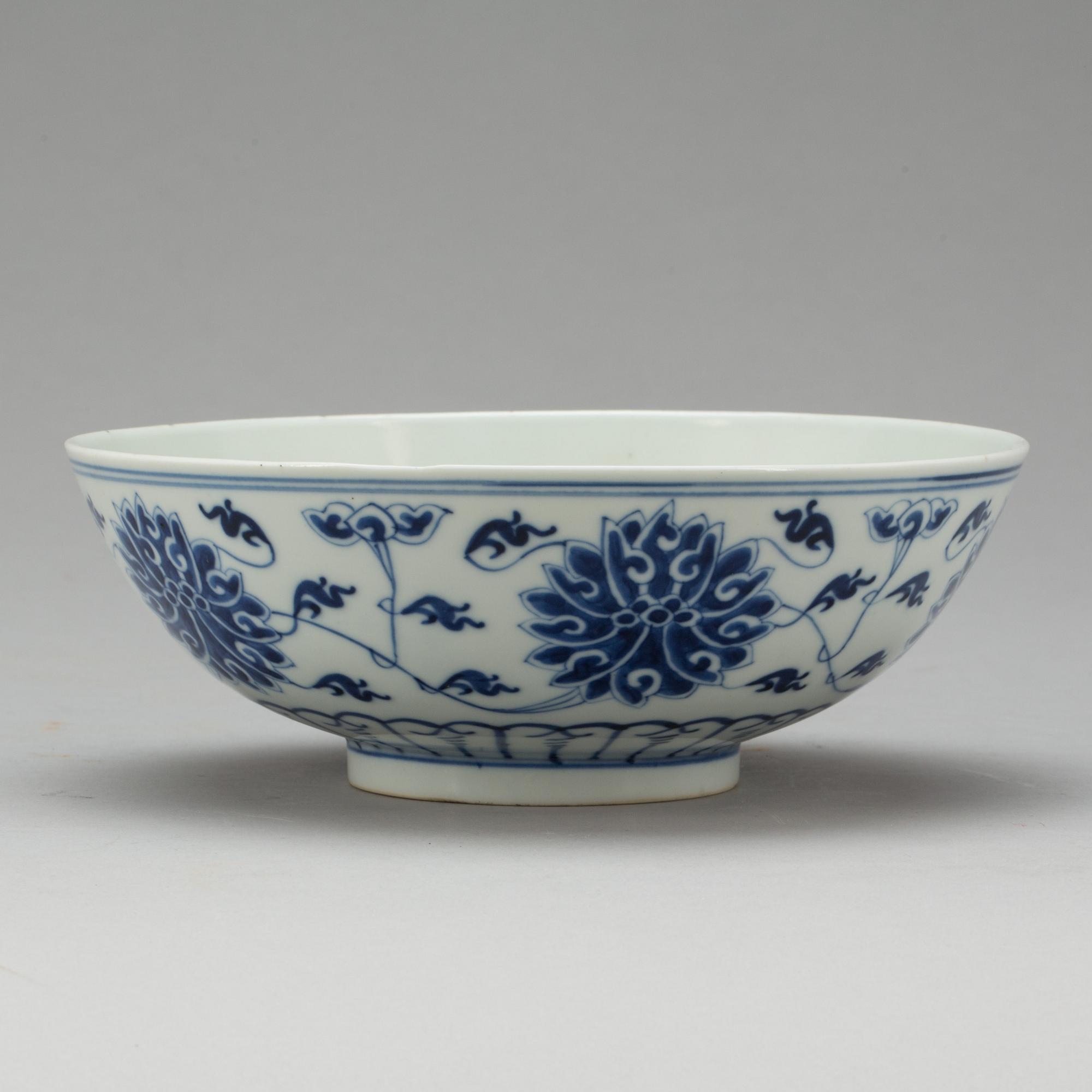 SKÅL, porslin. Qing dynastin med Kangxi sex karaktärers märke och period (1662-1722).