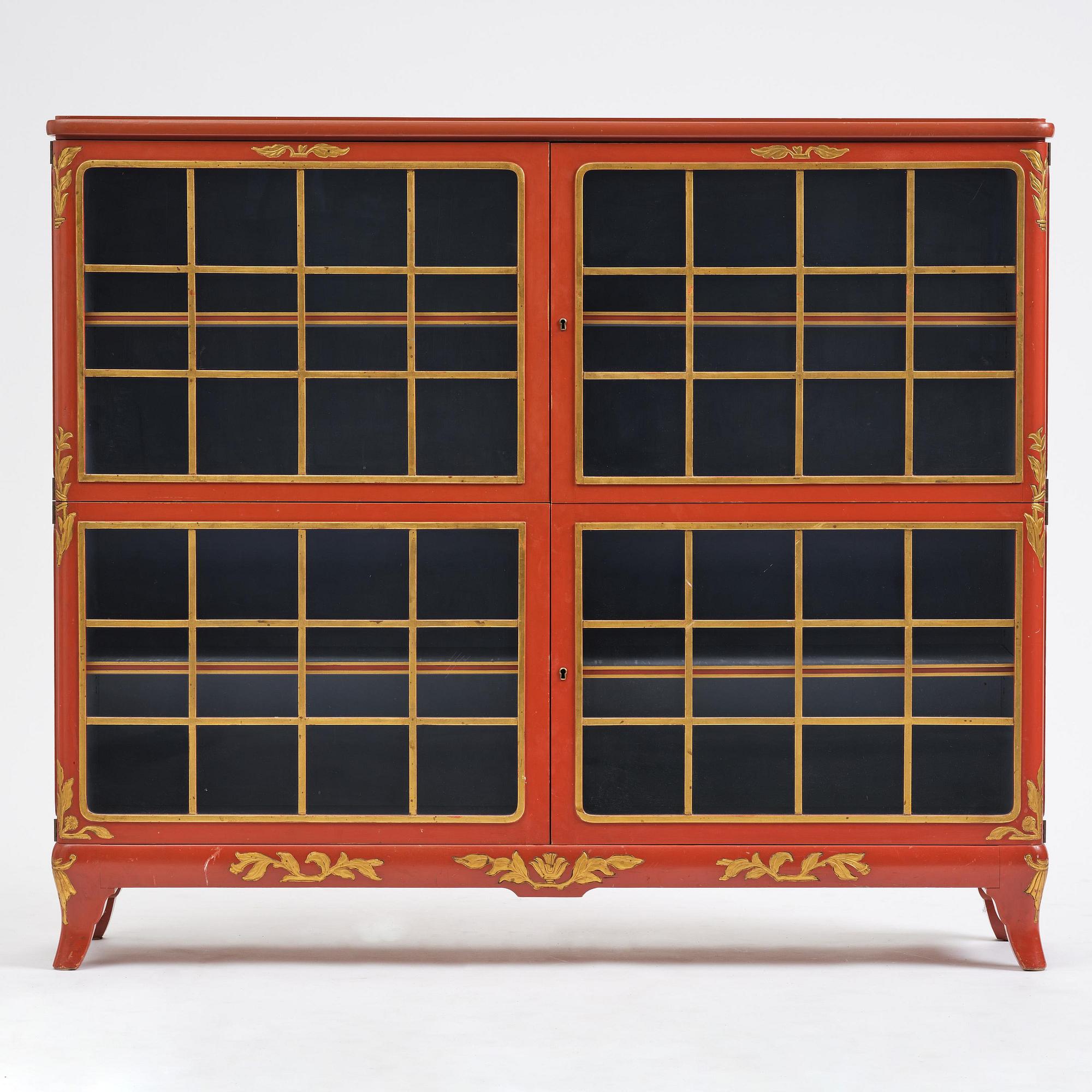 Carl Malmsten, a Swedish Grace showcase cabinet, cabinetmaker Albin Johansson, Stockholm, for Villa Kvikkjokk, 1928.