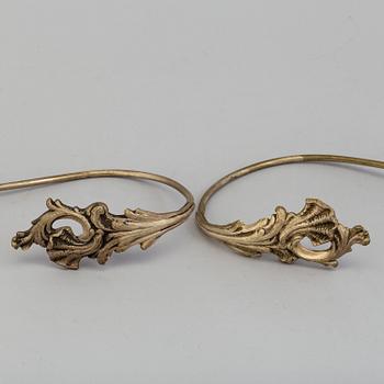 GARDINOMFÅNG, ett par, metall, rokoko-stil, 1900-tal.