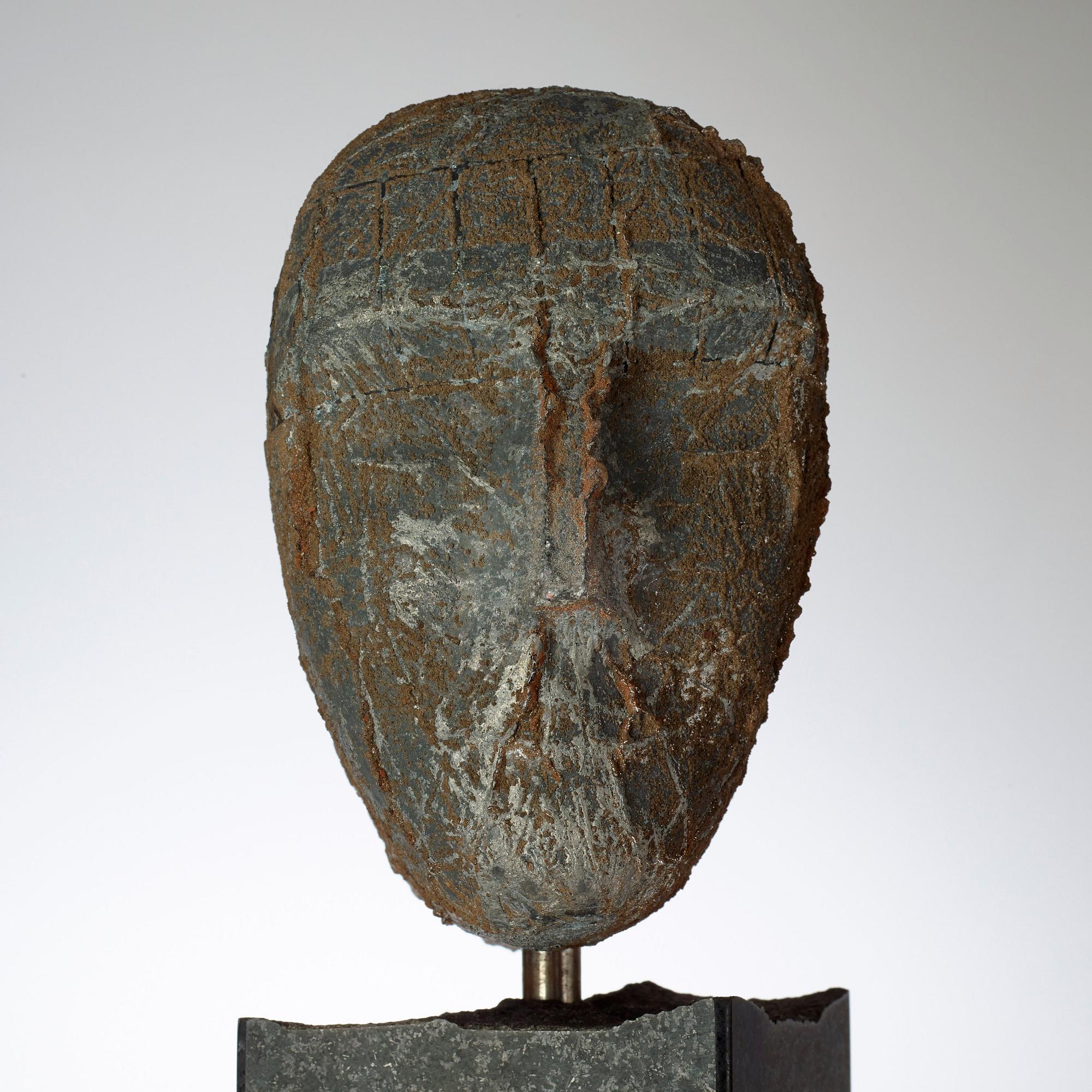 A unique Bertil Vallien sand cast glass sculpture, Kosta Boda 1999.