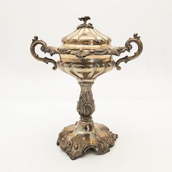 Strösockerskål, silver, Christian Hammer, Stockholm, 1868.