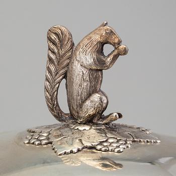 silver coffee pot with ivory handle and sugar bowl by CG Hallberg, Stockholm 1981 and 1920. Weight ca 1681 grams.