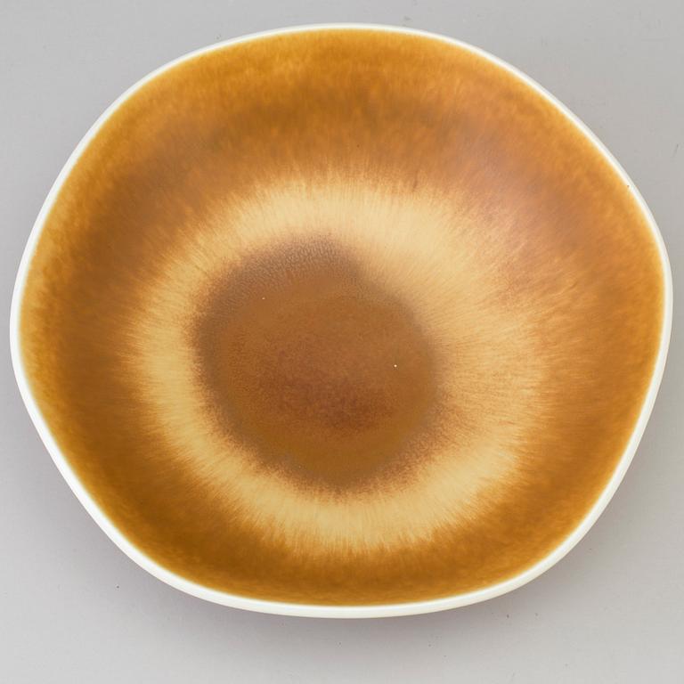BERNDT FRIBERG, a stoneware bowl from Gustavsberg studio, signed.