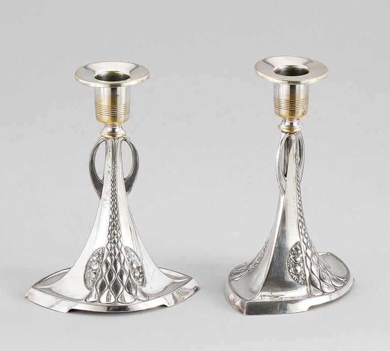 LJUSSTAKAR, ett par, WMF, nysilver, jugend 1900-talets början.