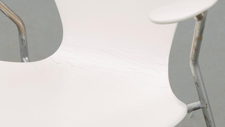 KARMSTOLAR, ett par, "Sjuan" Arne Jacobsson för Fritz Hansen, 1900-talest mitt.