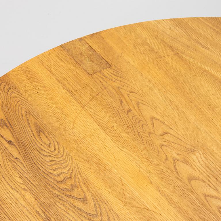 Dining table, late 20th century.