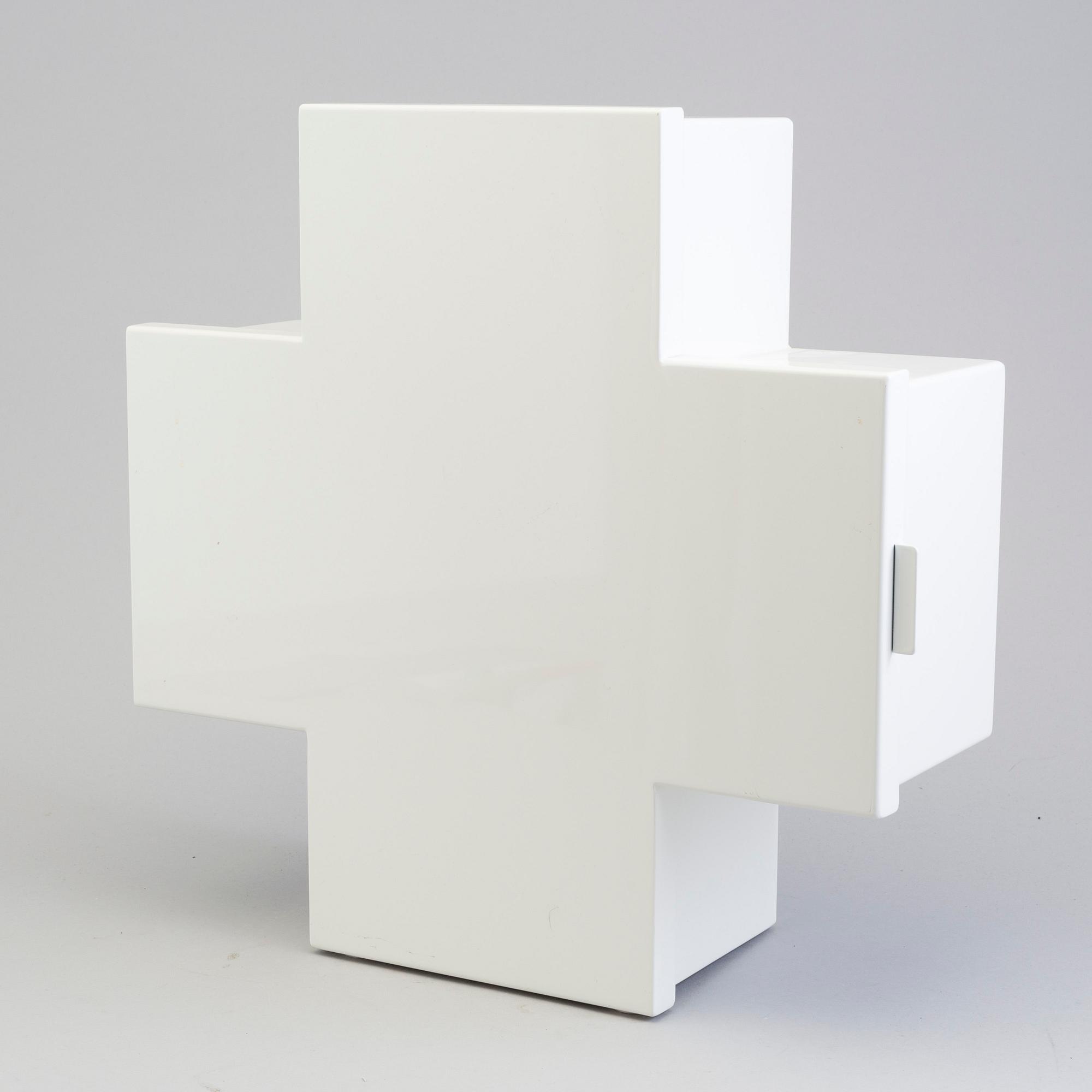 THOMAS ERIKSSON, väggskåp, "Storage" för Cappelini.