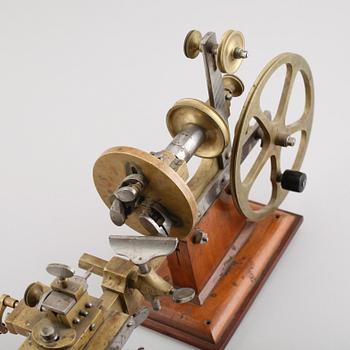 URMAKARINSTRUMENT, 1900-talets första hälft.