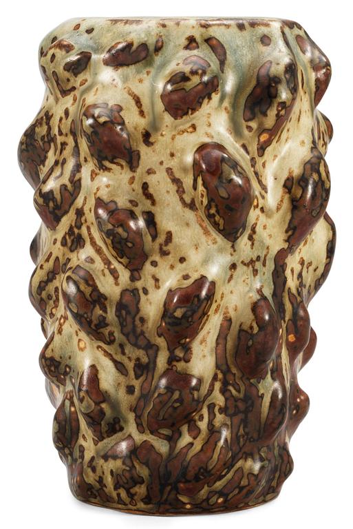 An Axel Salto stoneware vase, Royal Copenhagen, Denmark 1951.