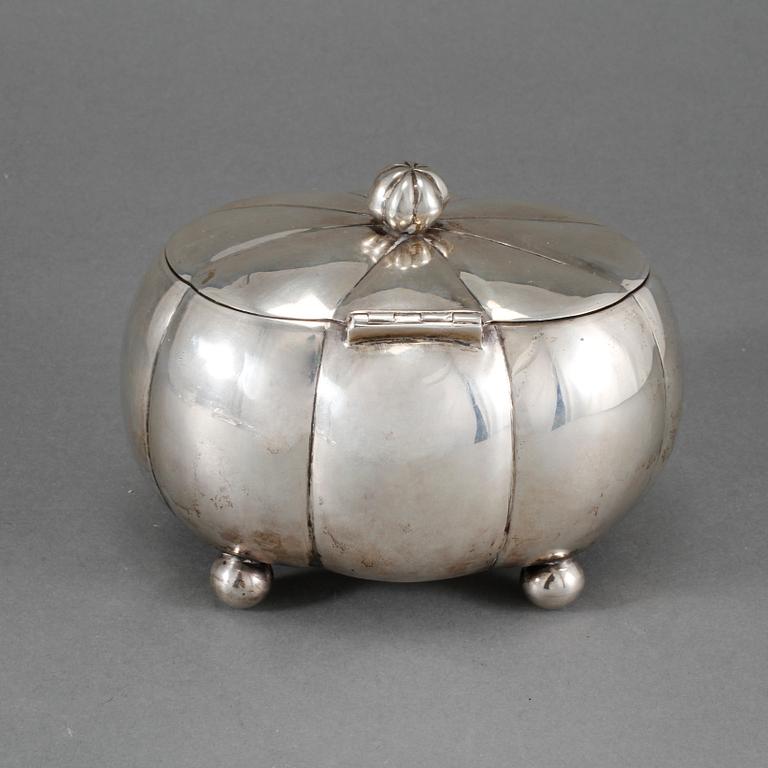 SOCKERSKRIN, silver, Krakow, Polen, efter 1920. Vikt 255 g.
