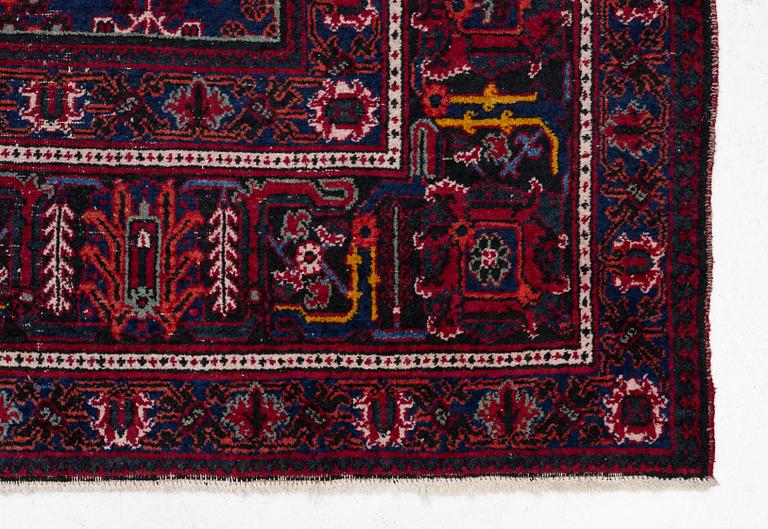 Carpet, oriental, approx. 385 x 290 cm.