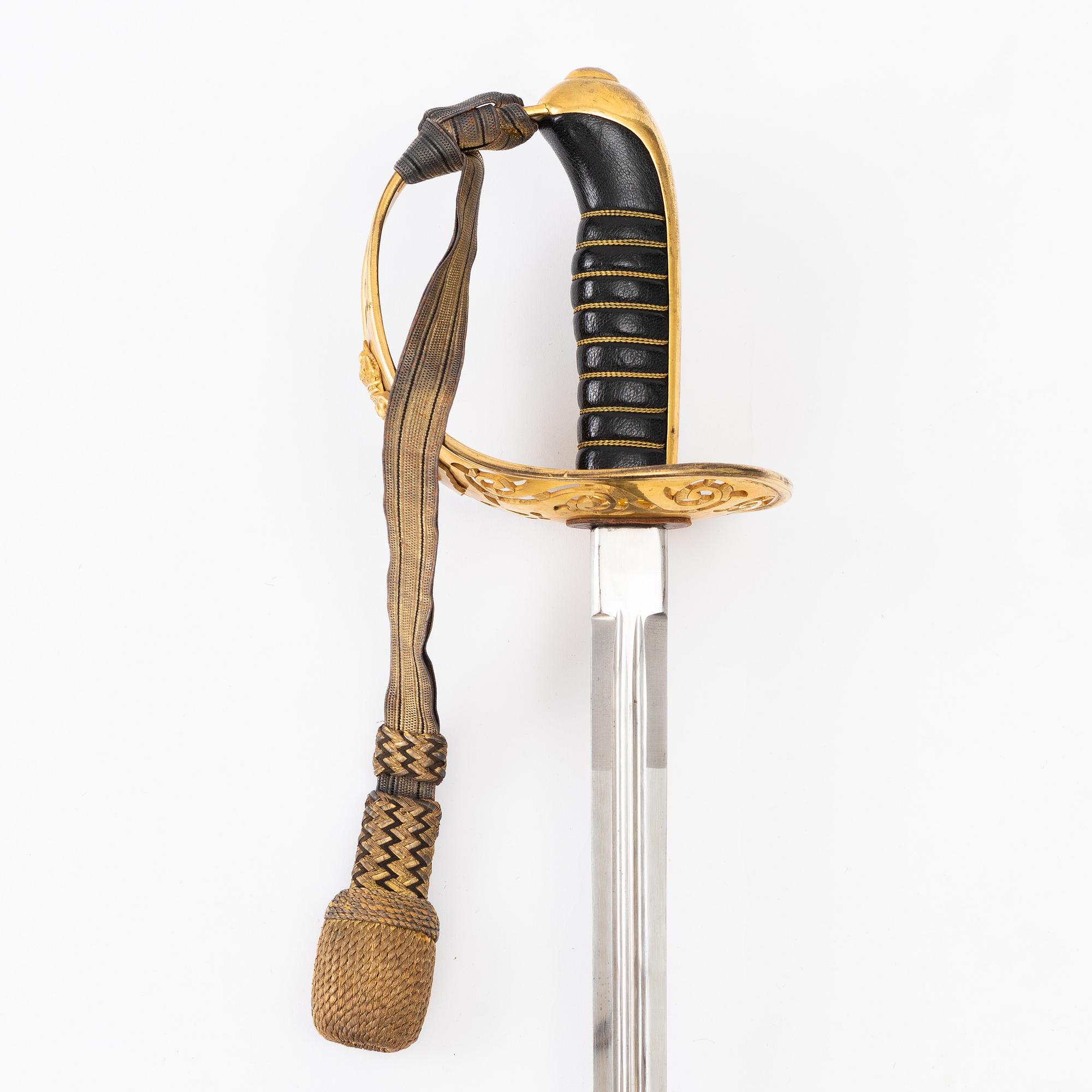 Swedish cavalry officer’s sabre, m/1893, with scabbard.