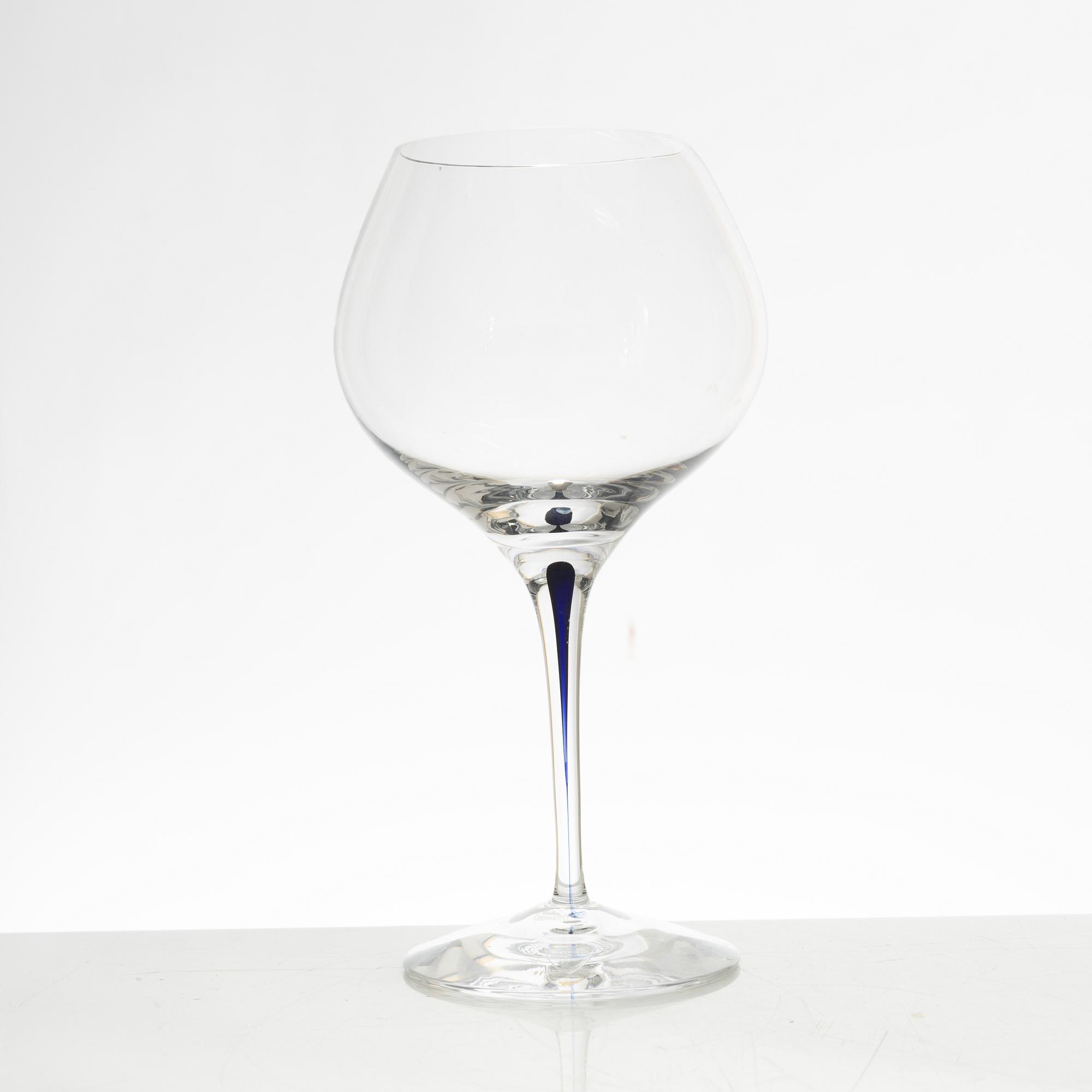 Erika Lagerbielke, a 36-piece 'Intermezzo' glass service, Orrefors.