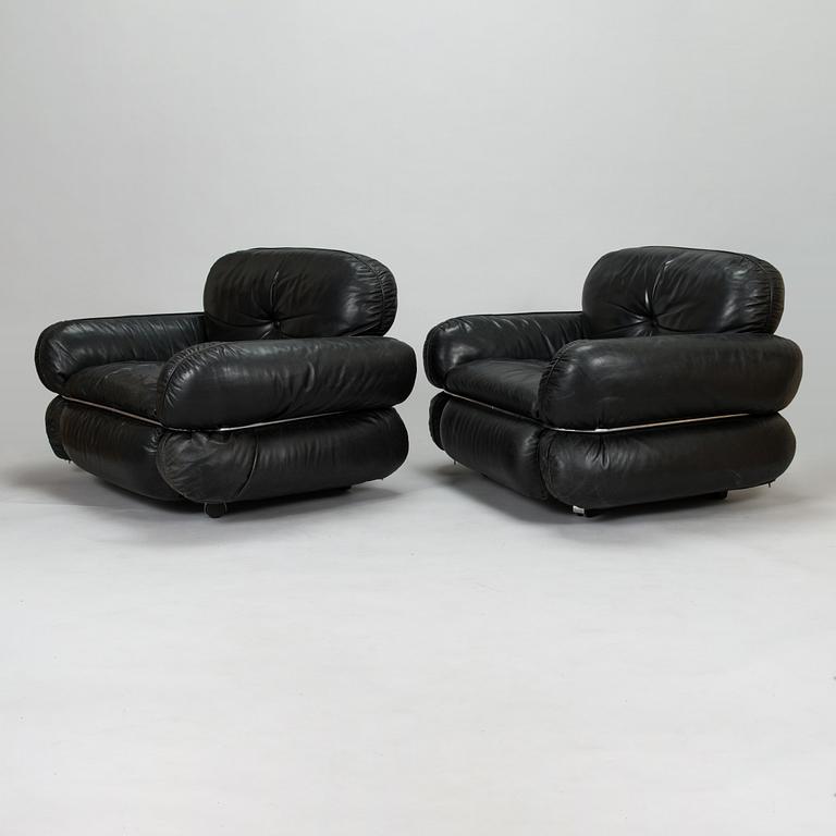 Kurt Hvitsjö, A pair of 1970's 'Hannibal' armchairs for Isku.