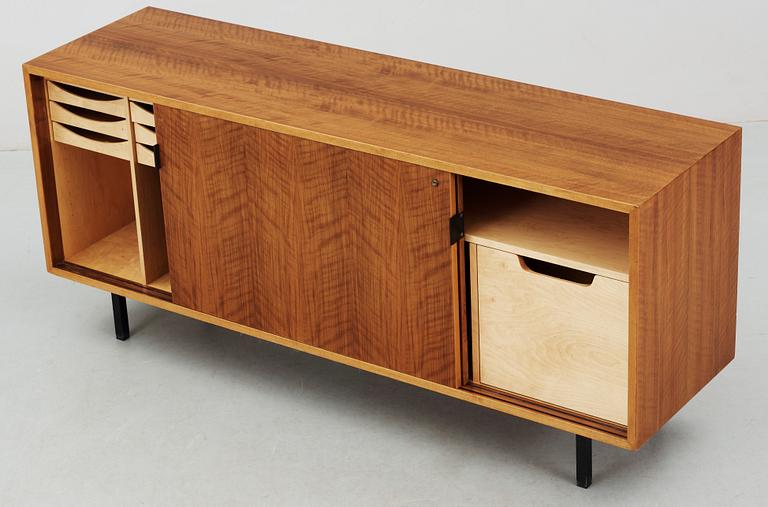 SIDEBOARD, Florence Knoll, Knoll International, Nordiska Kompaniet, 1960-tal.