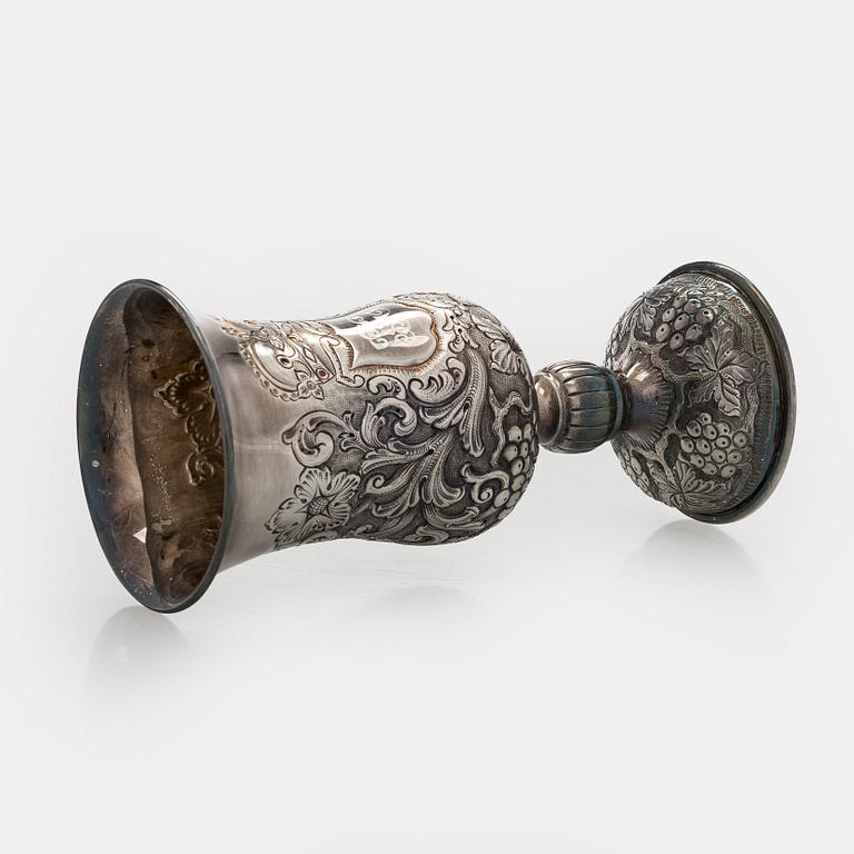 A footed silver beaker, Finnish control marks, Helsinki 1970.