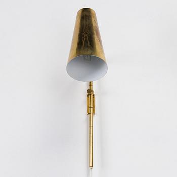 Paavo Tynell, a brass wall light model 9459, Idman, Finland 1960s.