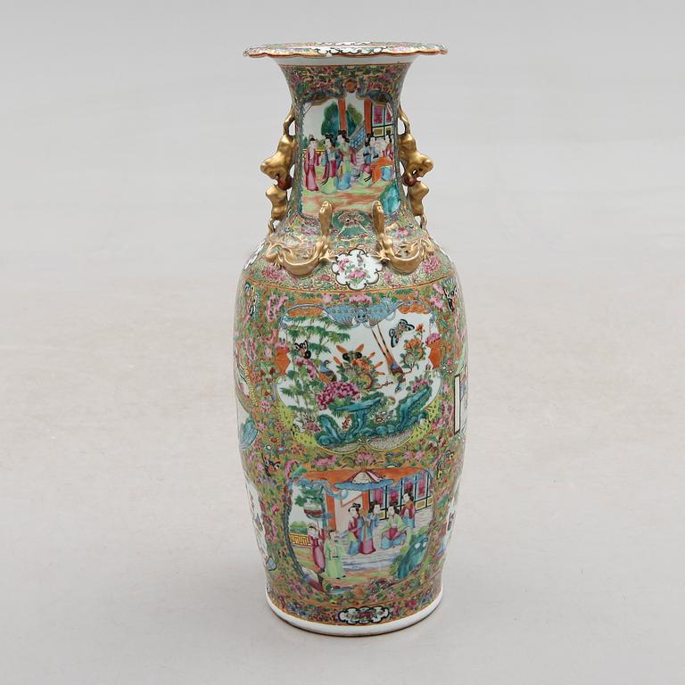 GOLVURNA, porslin, Kina, Kanton, 1800-talets mitt.